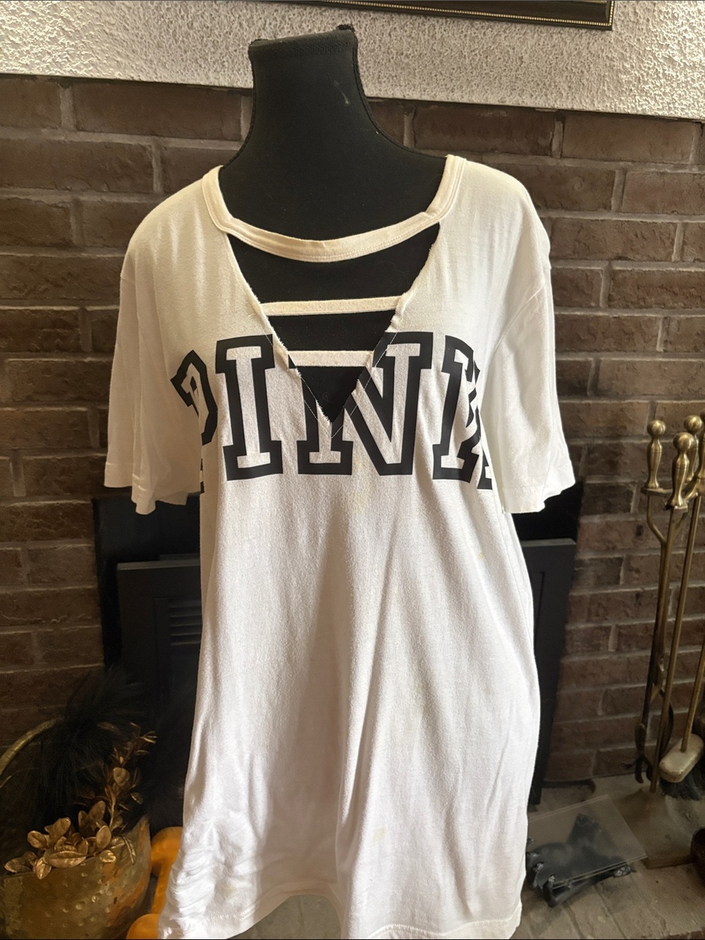 PINK Victoria's Secret White Cutout Logo Tee
